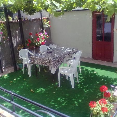 Hotel Dom Lidiya Pomorie Esterno foto