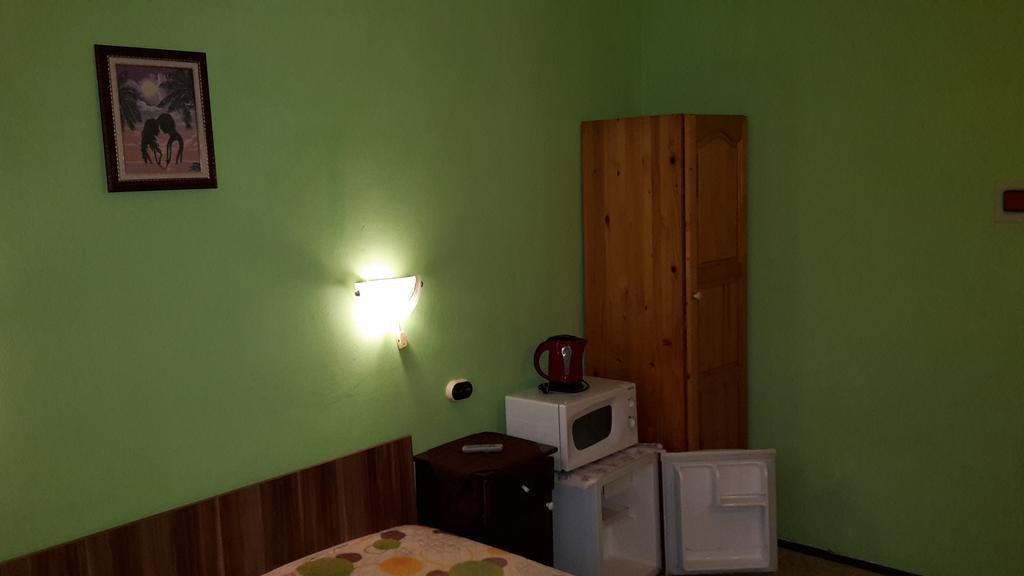 Hotel Dom Lidiya Pomorie Esterno foto